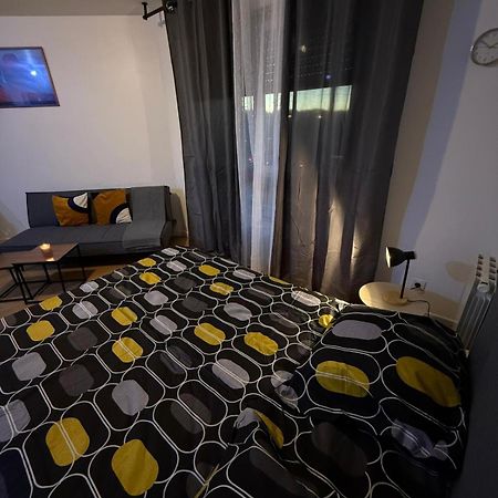 Appartements Sully Mantes-la-Jolie Exteriér fotografie